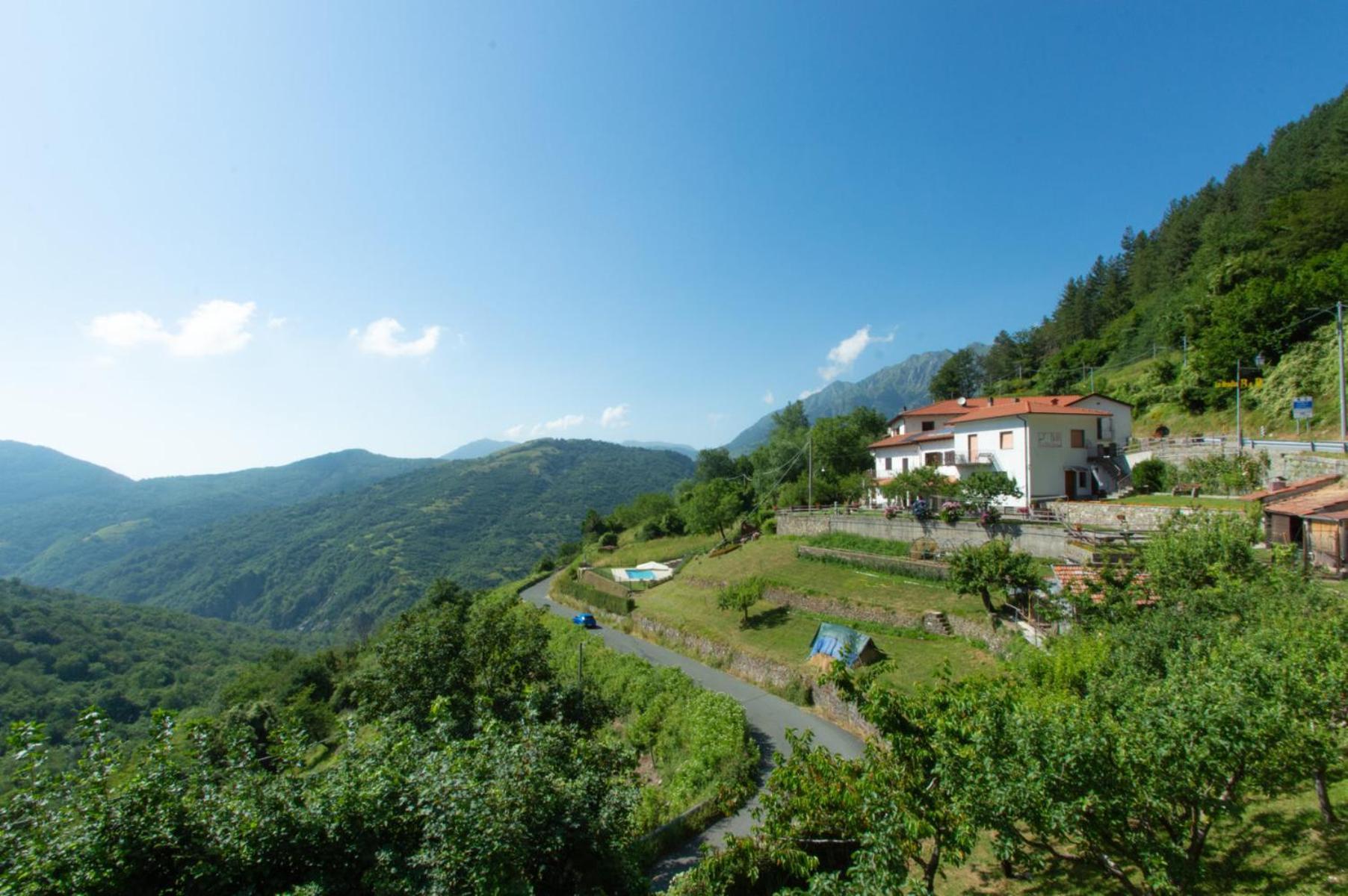 B&B La Bredia Fivizzano Kültér fotó